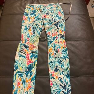 LIKE NEW LILY PULITZER SIZE 0 SLIM LEG